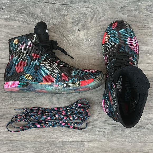 Like New NOBULL outwork high top in tropical midnight - Picture 5 of 8